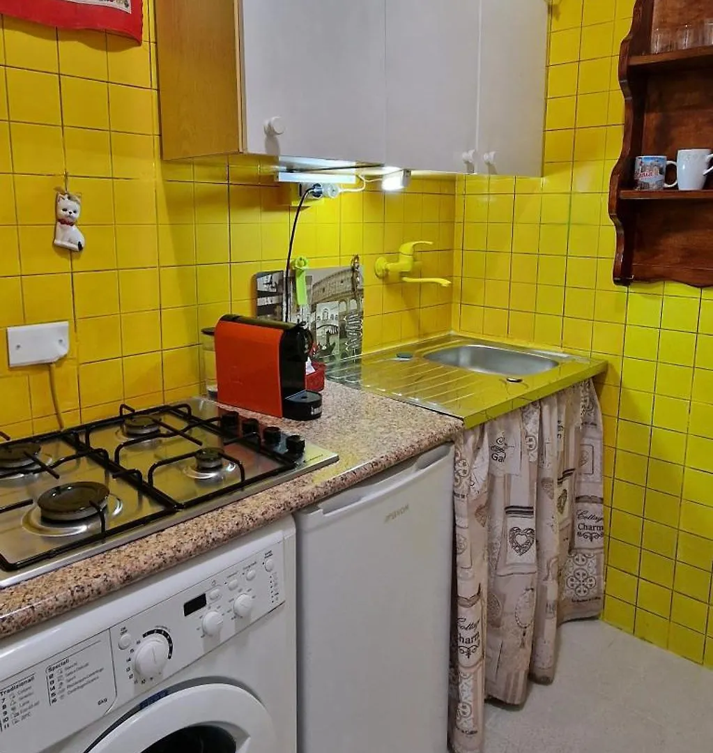Casa Albergheria Palermo 0*,  Italy